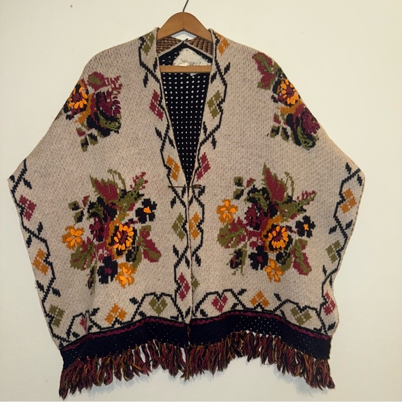 Anthropologie Sweaters - Anthropologie Angel of the North Wrap Shawl Floral Boho Embroidery